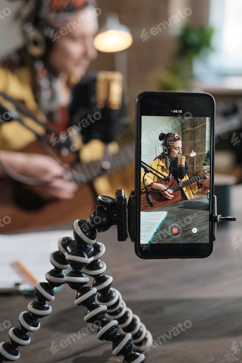Preview: Reccording content on mobile phone