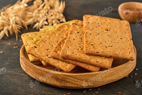 Preview: Cracker with flax seeds and oat bran rectangular shape for healthy, dietary and balanced diet on dar
