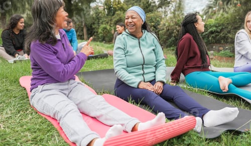 Preview: Multiracial women doing yoga exercises outdoor at city park - Healthy lifestyle and sport concept