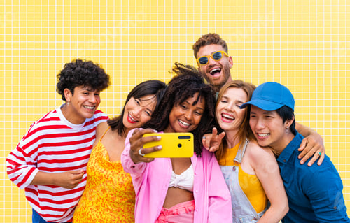 Preview: Group of young best friends bonding outdoors