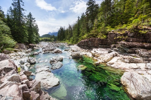 Preview: Mountains creek