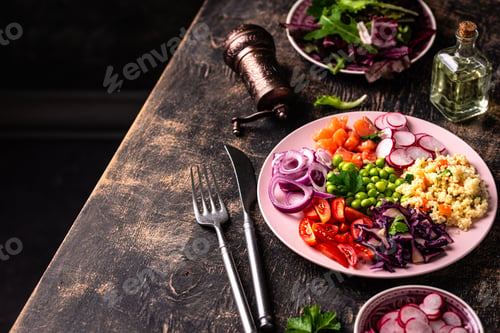 Preview: Balanced healthy bowl with vegetables and salmon