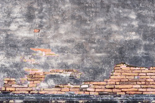 Vista previa: Patrón de ladrillos viejos y pared de hormigón agrietado para fondo abstracto.