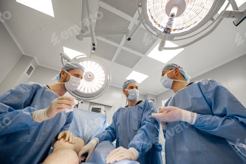 Preview: Surgeons during an operation