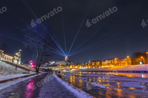 Preview: Gediminas castle illuminated for 698 city birthday celebrations