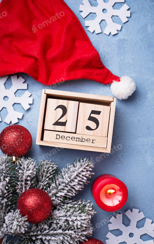 Preview: Christmas background with wooden calendar
