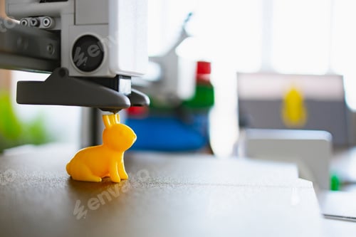Preview: 3D Printer Creating Yellow Bunny