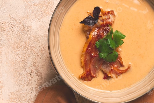 Preview: Pumpkin cream soup, curry, fried bacon,, top view, no people,