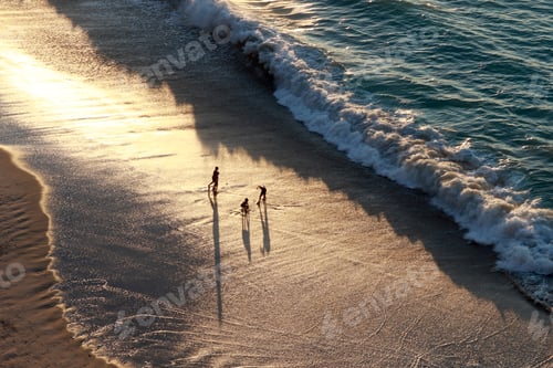 Preview: Playing by the beach