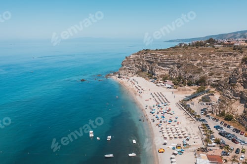 Preview: Summer beach in Italy near the sea