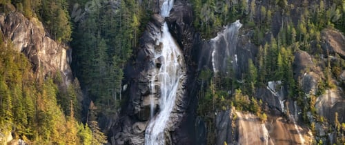 Preview: Shannon Falls in Squamish, BC, Canada. Canadian Nature Background.