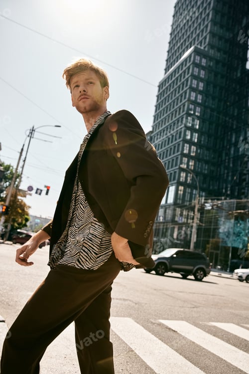 Preview: Stylish Redhead Crossing Busy City Street