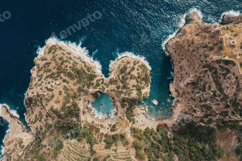 Preview: Birds Eye view of a shore break