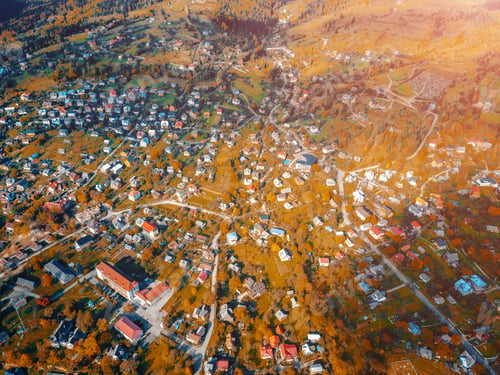 Preview: small town in the countryside