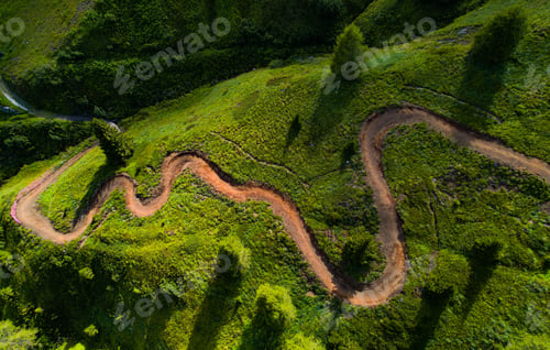 Preview: Aerial view of a downhill trail