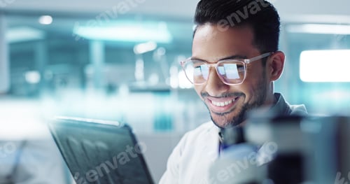 Preview: Tablet, Asian man or scientist with research in laboratory for a chemistry report or medical test f