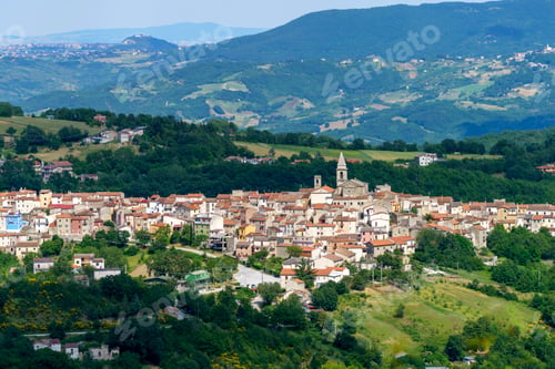 Preview: Landscape in Molise near Macchiagodena and Frosolone. View of Sant Elena Sannita