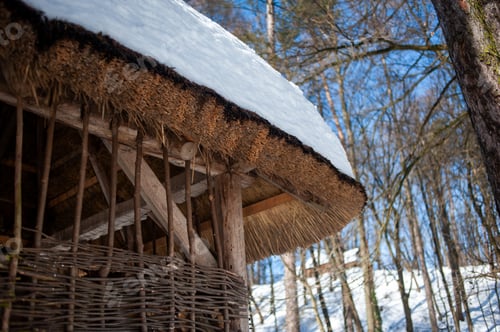 Preview: Old wooden house.