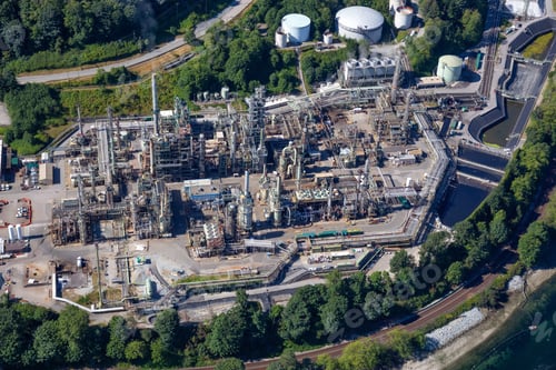 Preview: Aerial view of oil refinery in Port Moody