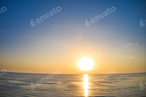 Preview: Sea waves on a beautiful sea in the morning