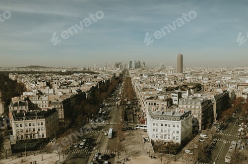 Preview: Aerial shot of Paris Champs Elysees.