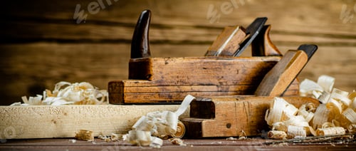 Preview: Working tool. Planer with wooden shavings.
