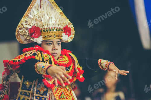 Preview: Balinese dancing, traditional dance and clothing, Kecamatan Buleleng, Bali, Indonesia