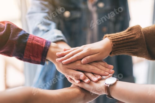 Preview: Closeup image of businessman putting their hands together in the meeting