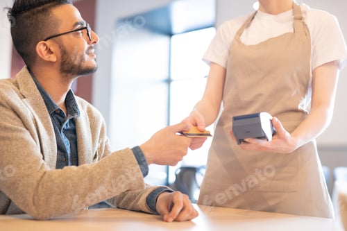 Preview: Paying by credit card