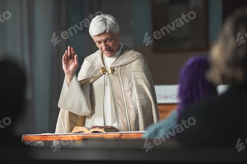 Preview: Priest holding ceremony for people