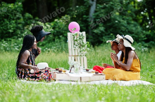 Preview: African birthday party