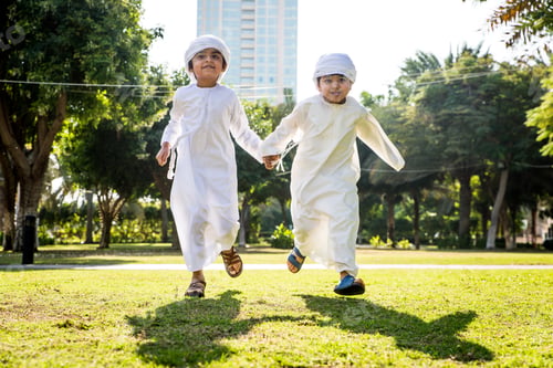 Preview: Group of middle eastern kids in Dubai