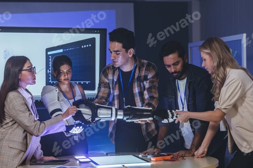 Preview: Innovative Team Testing Advanced Robotic Prosthetic Arm