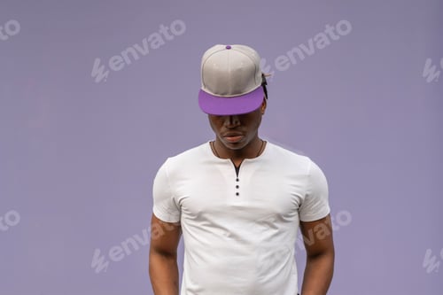 Preview: a male person wearing blank sport snapback cap mockup template