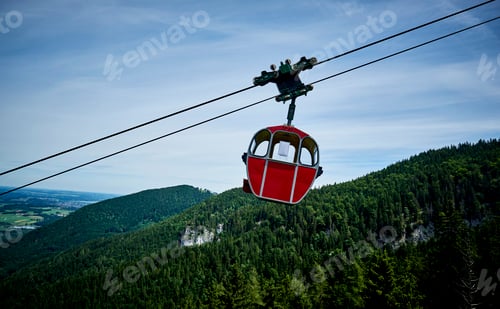 Preview: Germany, Chiemgau, gondola of Kampenwandbahn