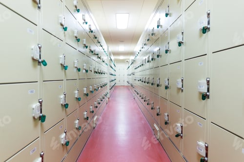 Preview: Locker Room