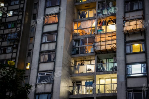 Preview: Evening view of residential buildings in Hong Kong