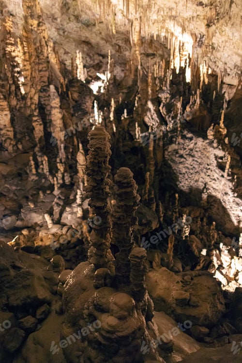 Preview: Stalactite and stalagmite