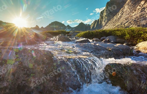 Vorschau: Windfluss-Gebirgskette