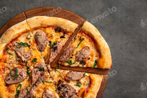 Preview: Duck pizza with sliced meat and herbs