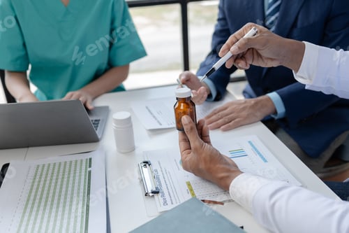 Preview: Joint meeting between doctors and administrators, meeting summarizing the prescription of medicines