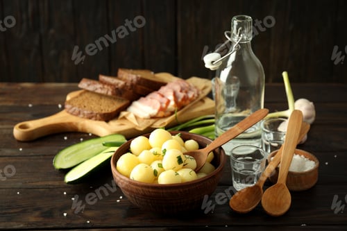 Preview: Concept of tasty food with boiled young potatoes