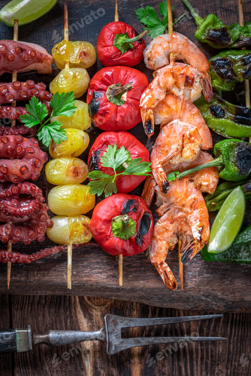 Preview: Healthy grilled skewer made of colorful and summer ingredients.