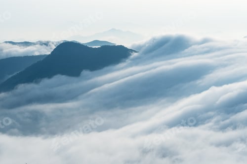 Vorschau: Wolken von Wasserfällen in Nahaufnahme