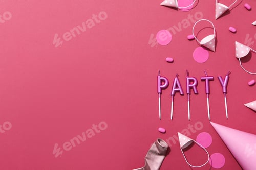 Visualização: Conceito de decoração de festa e confetes, balões e velas.