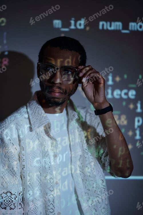 Preview: Analyzing Data with Digital Projections on Screen