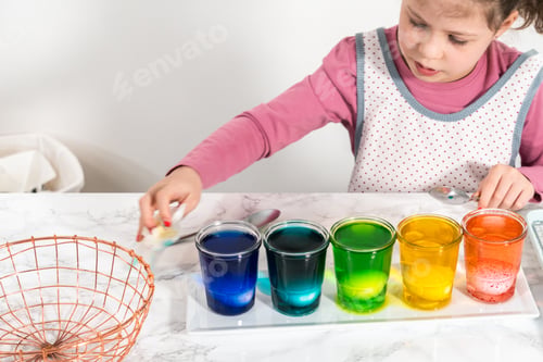 Preview: Easter egg coloring