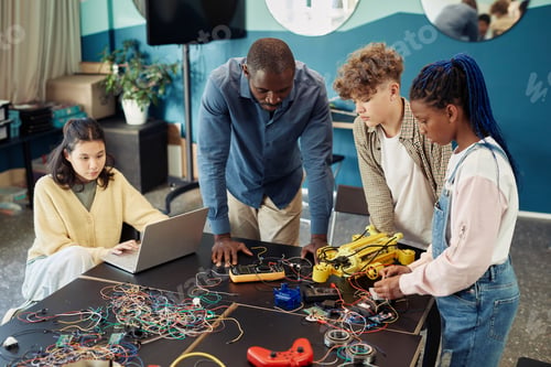 Preview: Engineering Class with Children