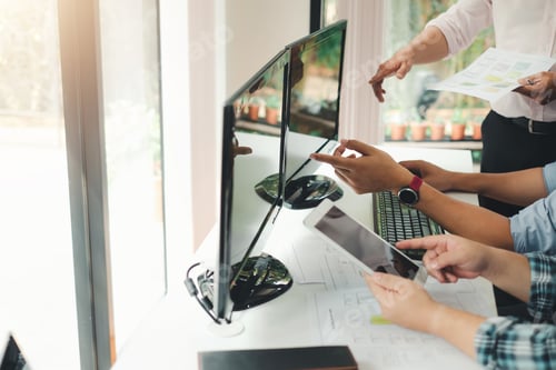 Preview: Group of programming analyzes the concept of creating using computers