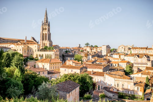 Preview: Saint Emilion village